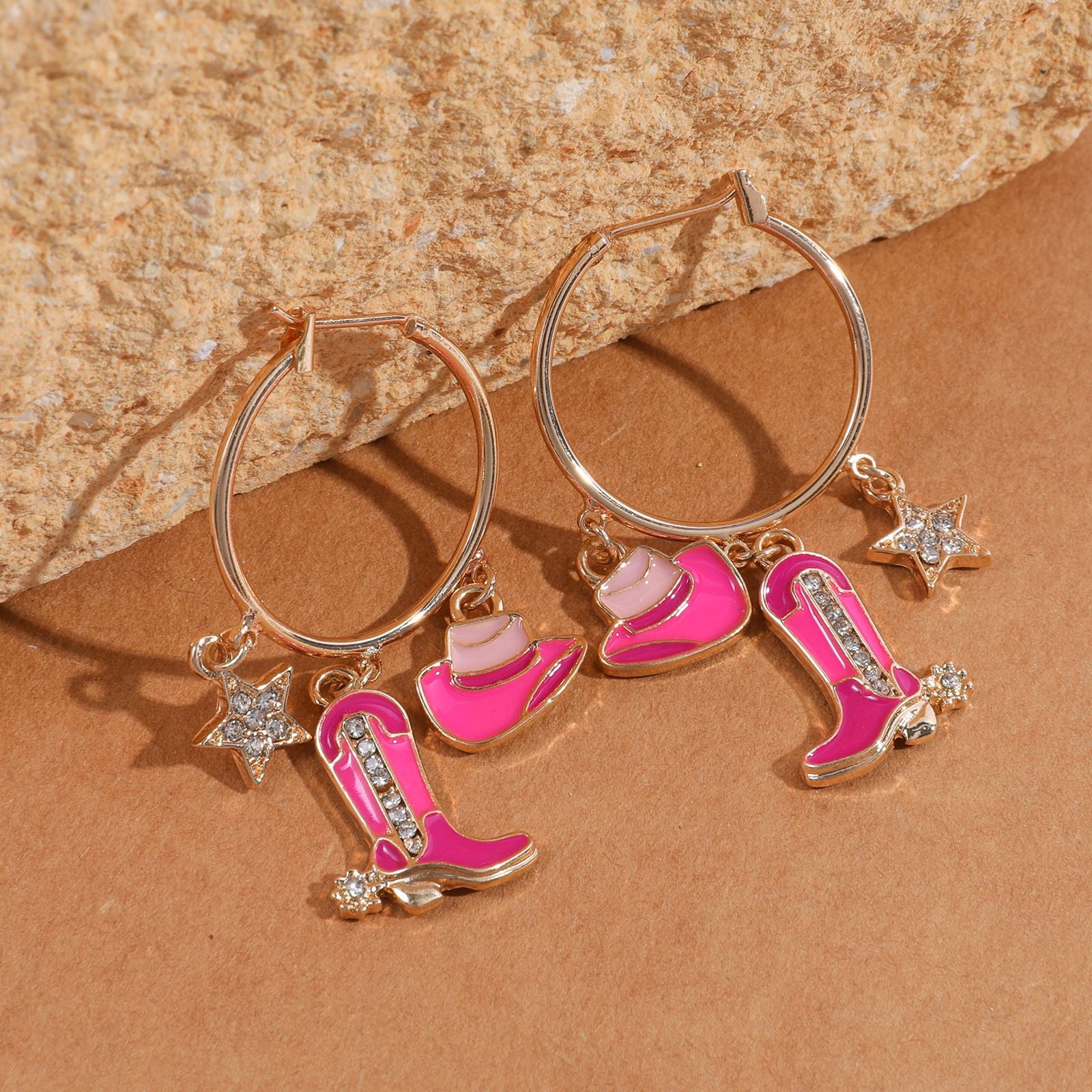 Pink Hat & Boots Earrings - nocoeedd