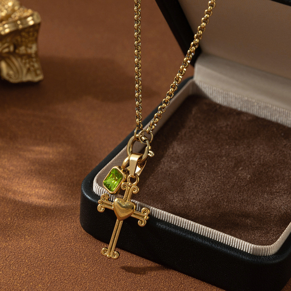 18K Gold Cross Pendant Necklace - nocoeedd