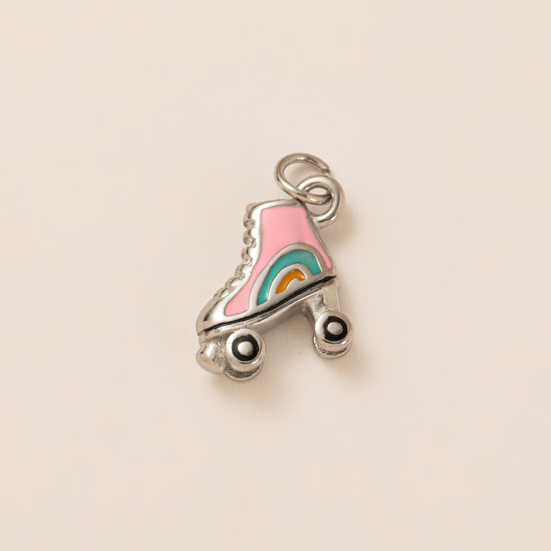 18K Roller Skates Charm - nocoeedd